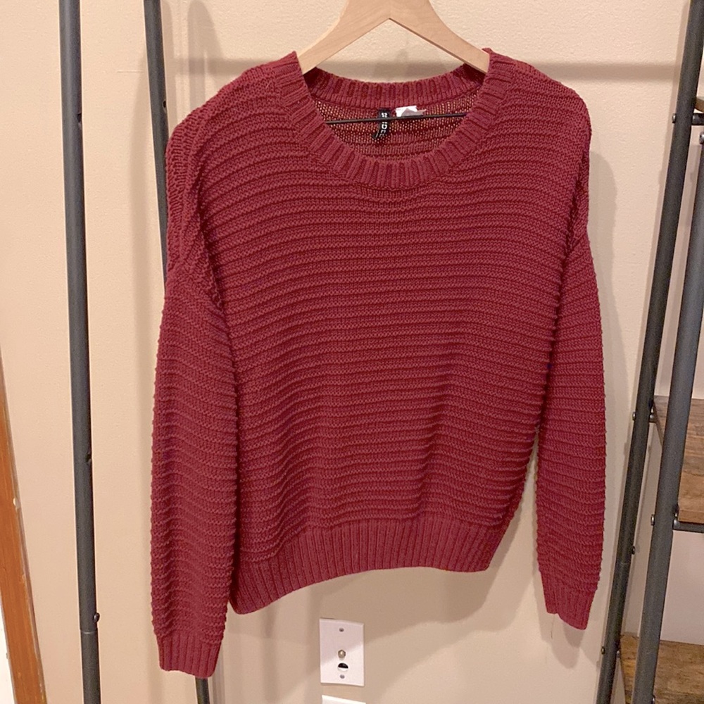 H&M Maroon Sweater